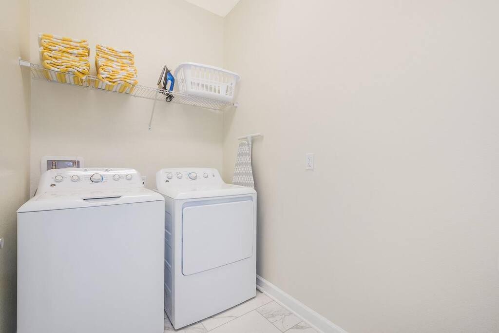 Luxury Villa Inside Storey Lake, Kissimmee - No Extra Fees Luaran gambar